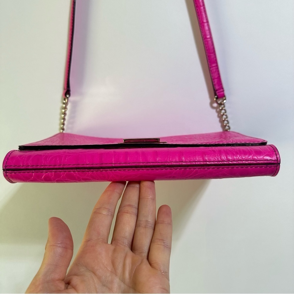 Kate Spade Fiona Orchard Valley neon pink croc embossed leather crossbody bag - Picture 6 of 14
